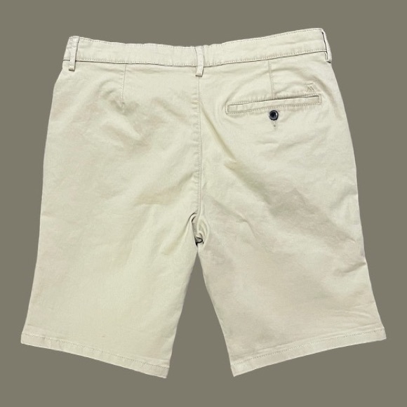 Topman Khaki Shorts - Picture 2 of 7